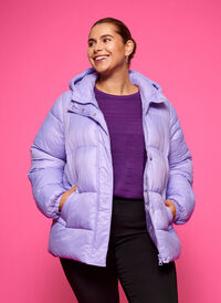Short puffer jacket with hood, Lavender, Model