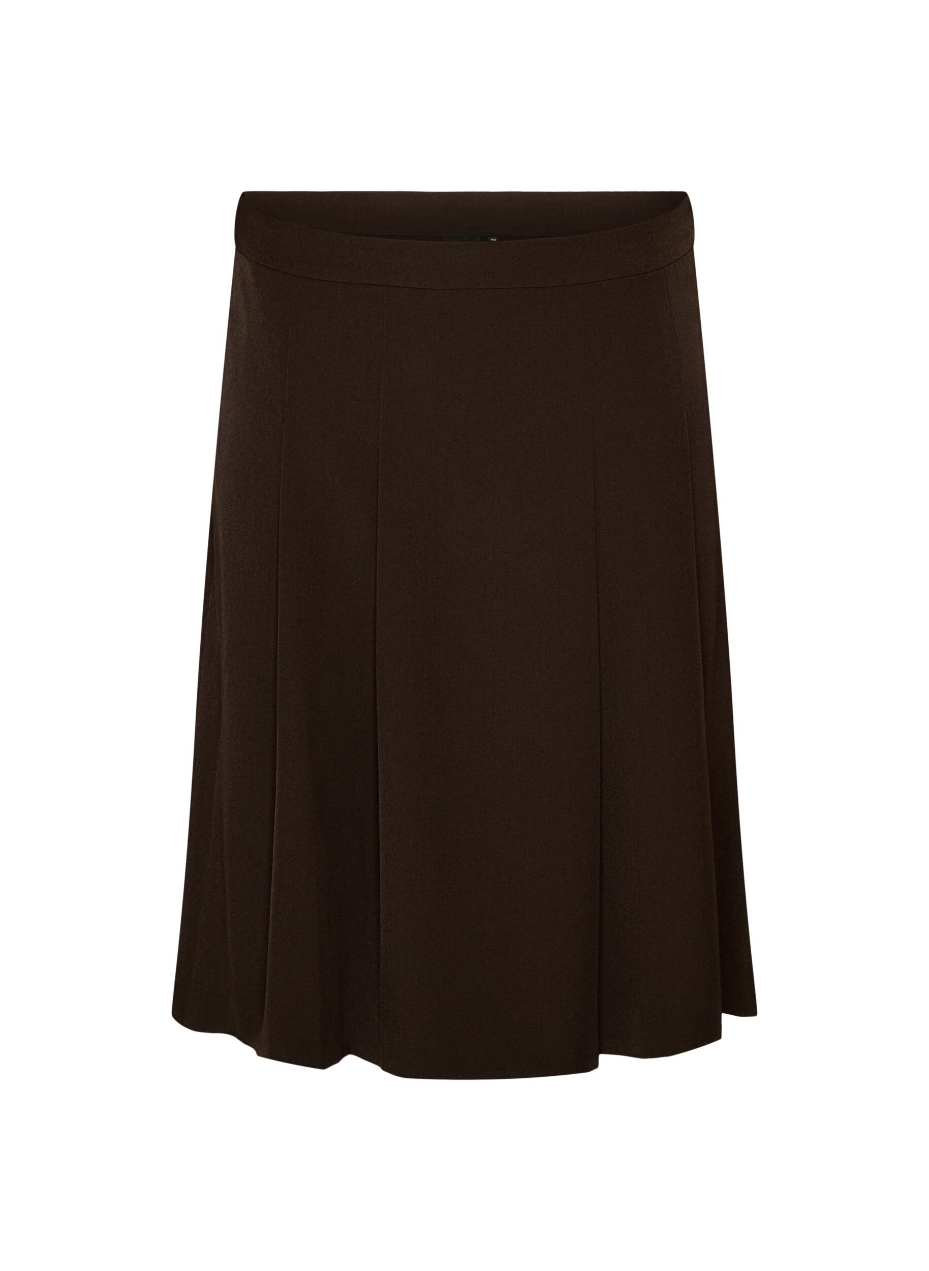 Knee-length A-line skirt