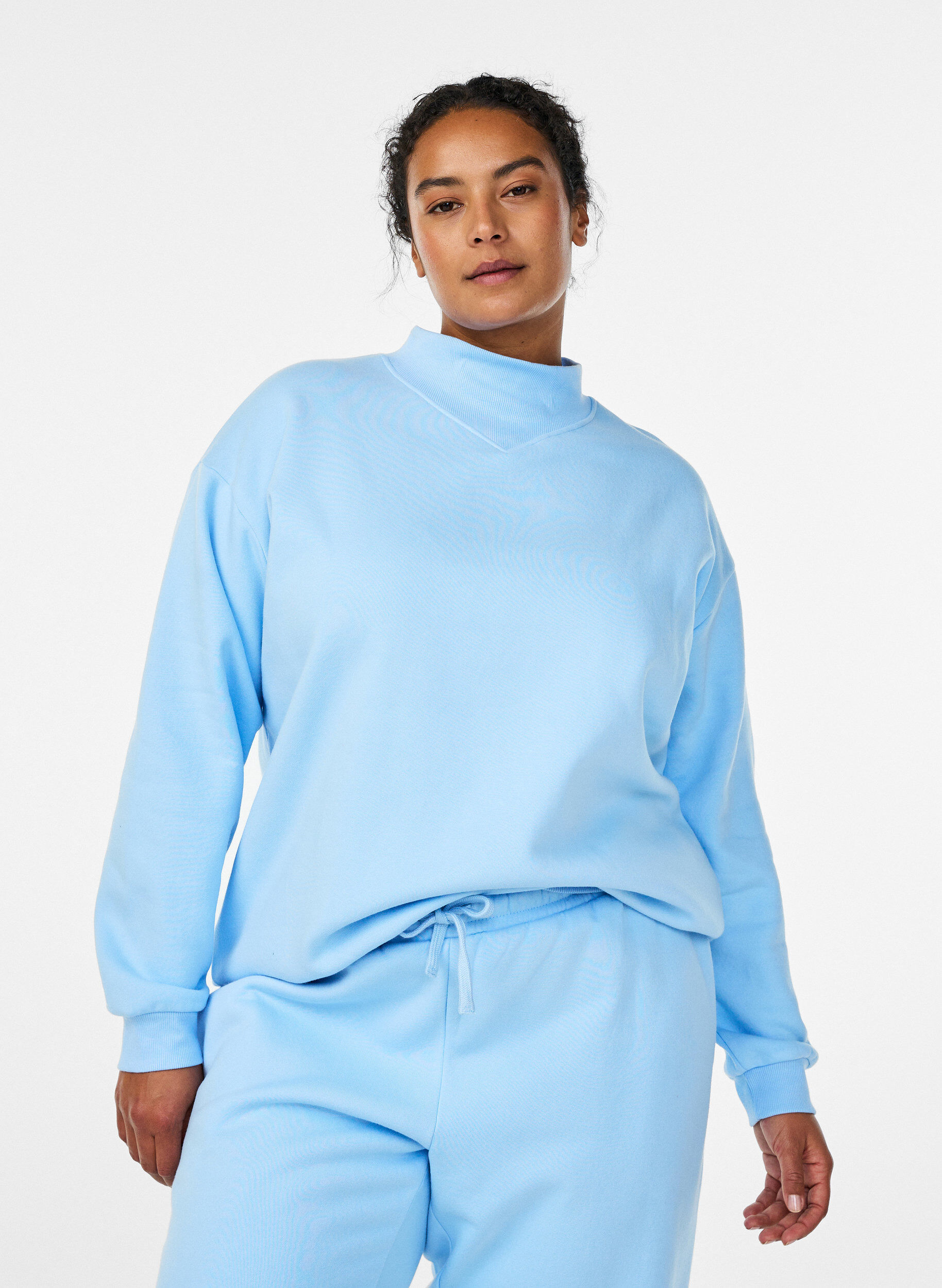 Zizzifashion Sweatshirt with high neck and long sleeves, Light Blue, Model image number 0