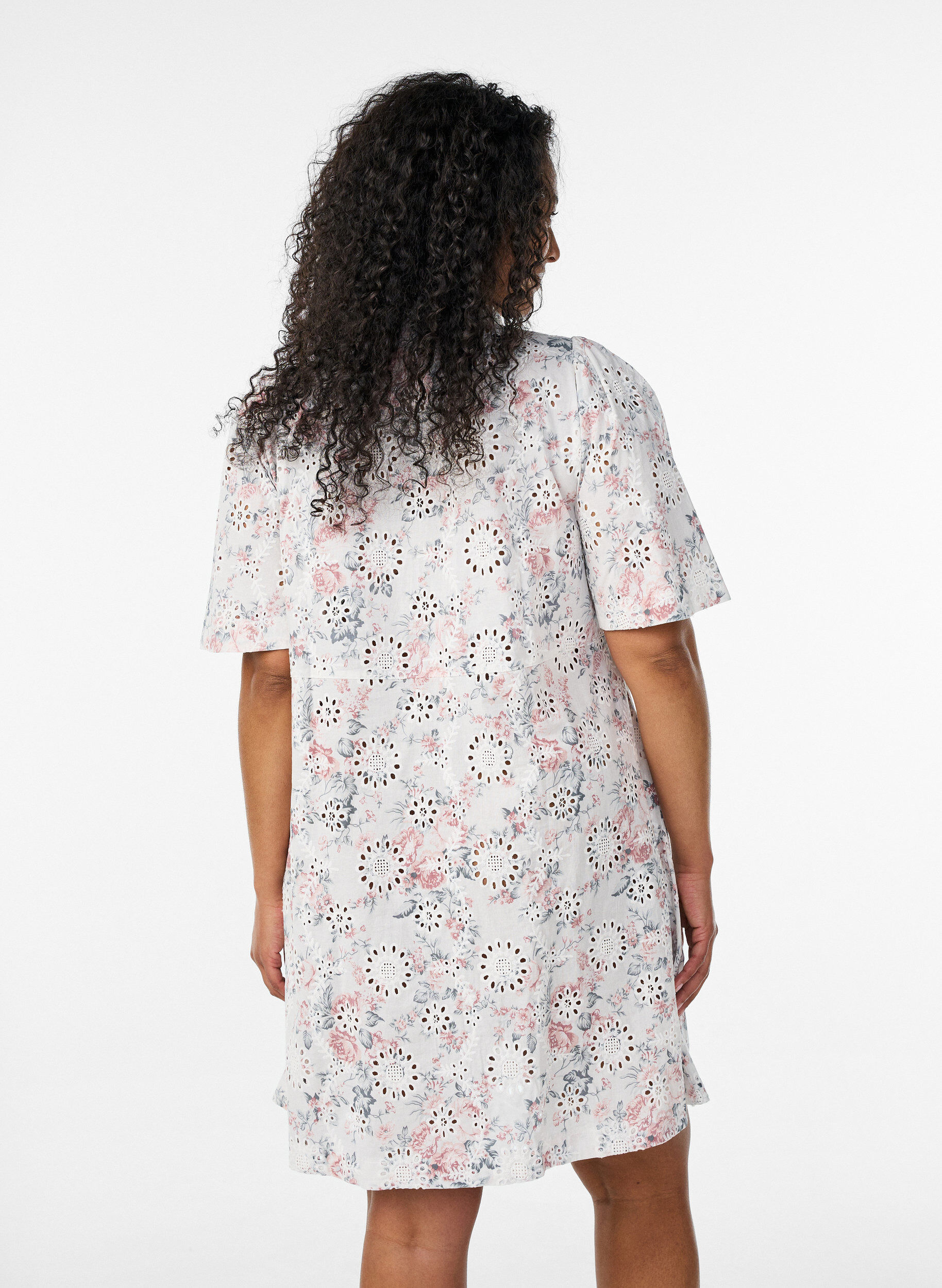 ZizzifashionCotton dress with floral print and broderie anglaise, Vanilla, Model image number 2