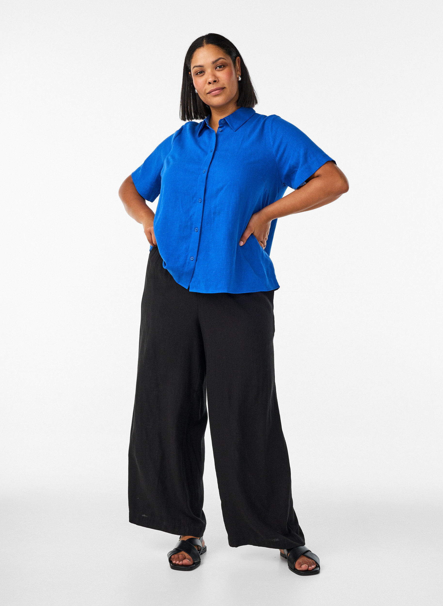 Zizzifashion Short-sleeved shirt in linen and viscose, Blue, Model image number 1