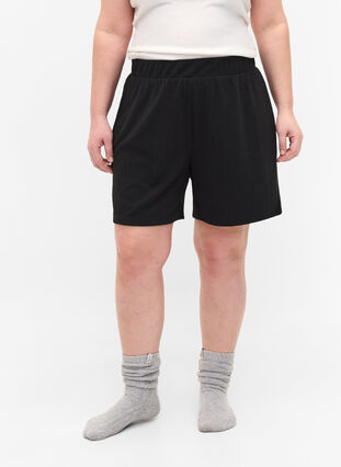 Loose shorts with structure, Black, Model image number 0