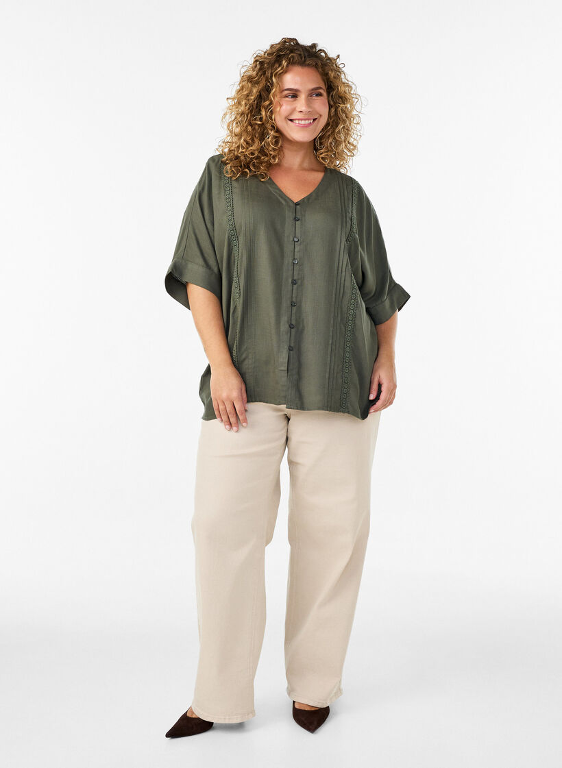 Viscose blouse with crochet trim and buttons, Green, Model image number 1