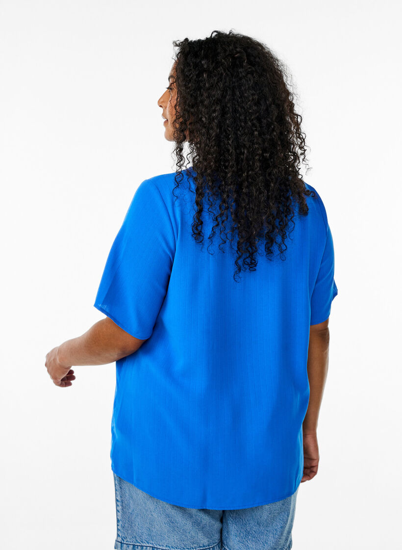 Short-sleeved blouse with round neck, Blue, Model image number 2