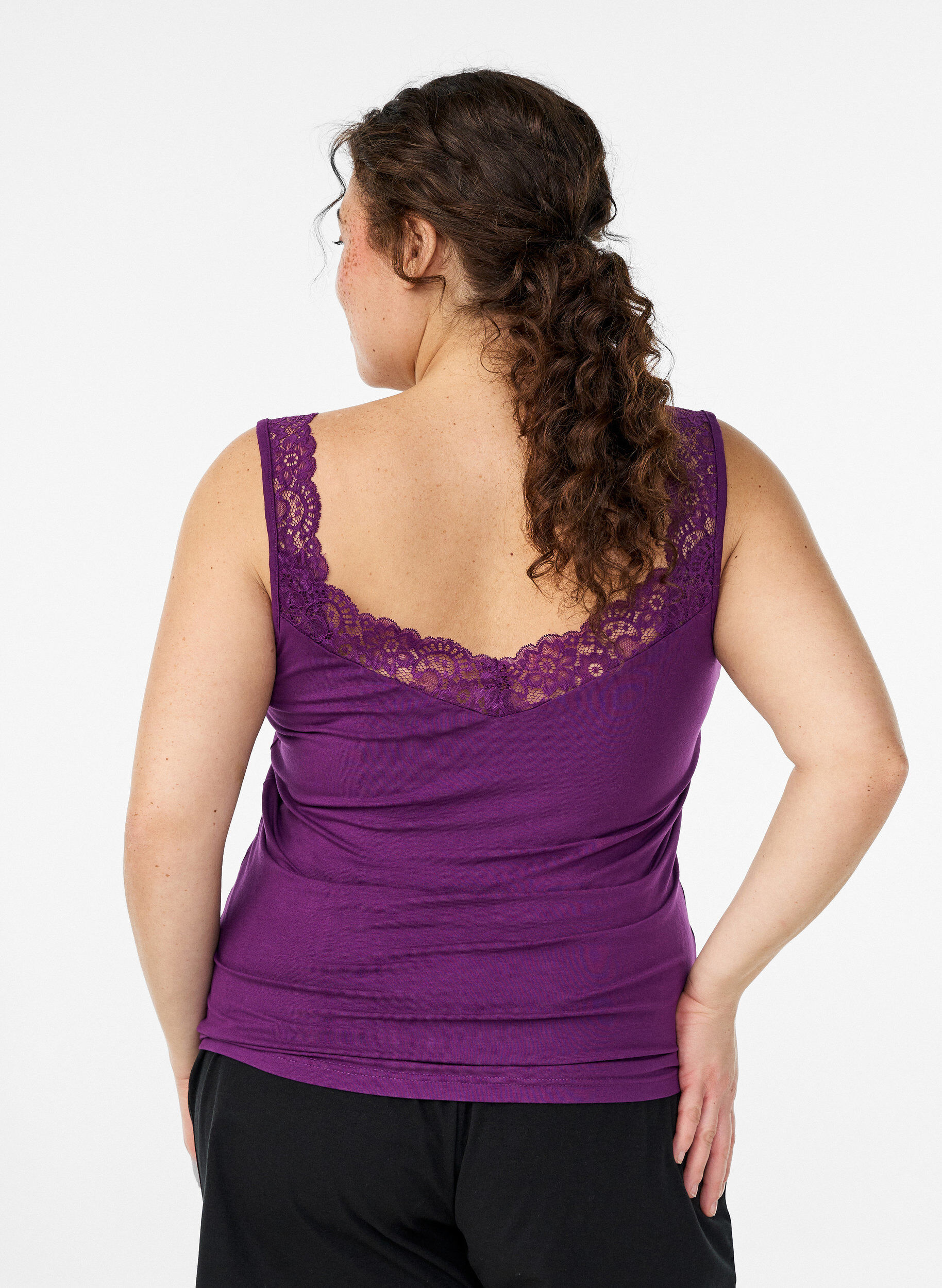 Zizzifashion Viscose top with lace edge, Purple, Model image number 2