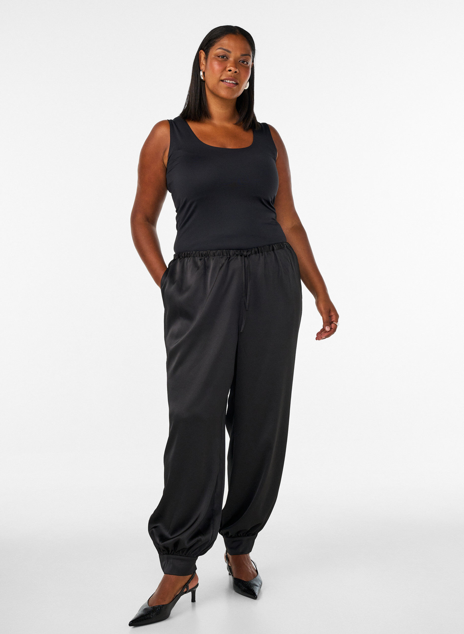 ZizzifashionFitted basic top in a smooth fabric, Black, Model image number 1