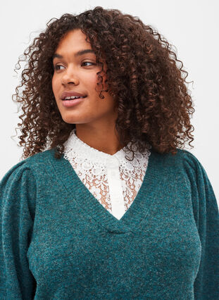 Detachable collar in lace material, Bright White, Model image number 0