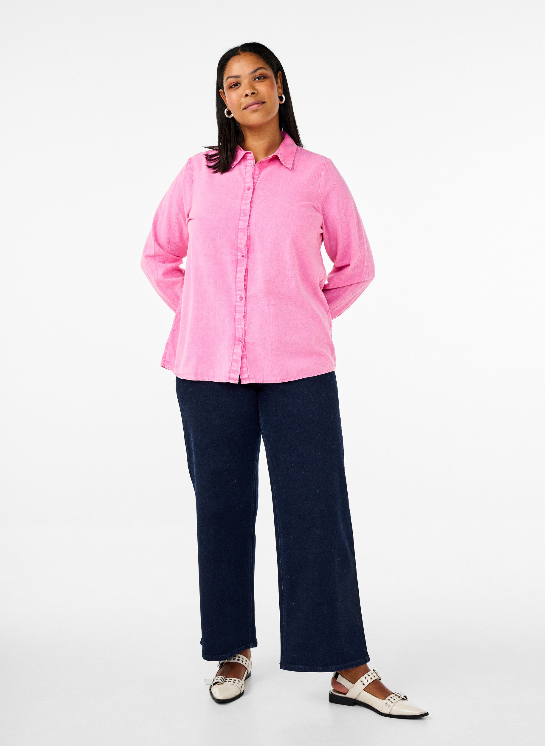 Zizzifashion Solid coloured denim shirt, Pink Power, Model image number 2