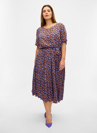 Short-sleeved midi dress in viscose, Purple Ditsy Flower, Model image number 2