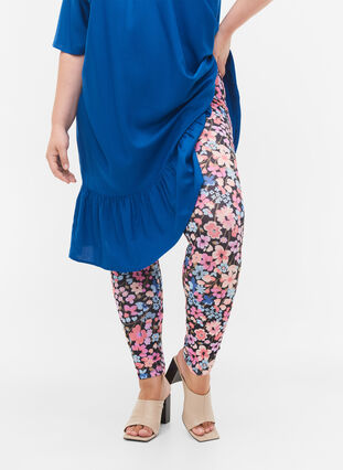 Printed leggings, Ditsy Flower AOP, Model image number 2