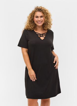 Short-sleeved night dress with v-neck, Black, Model image number 0