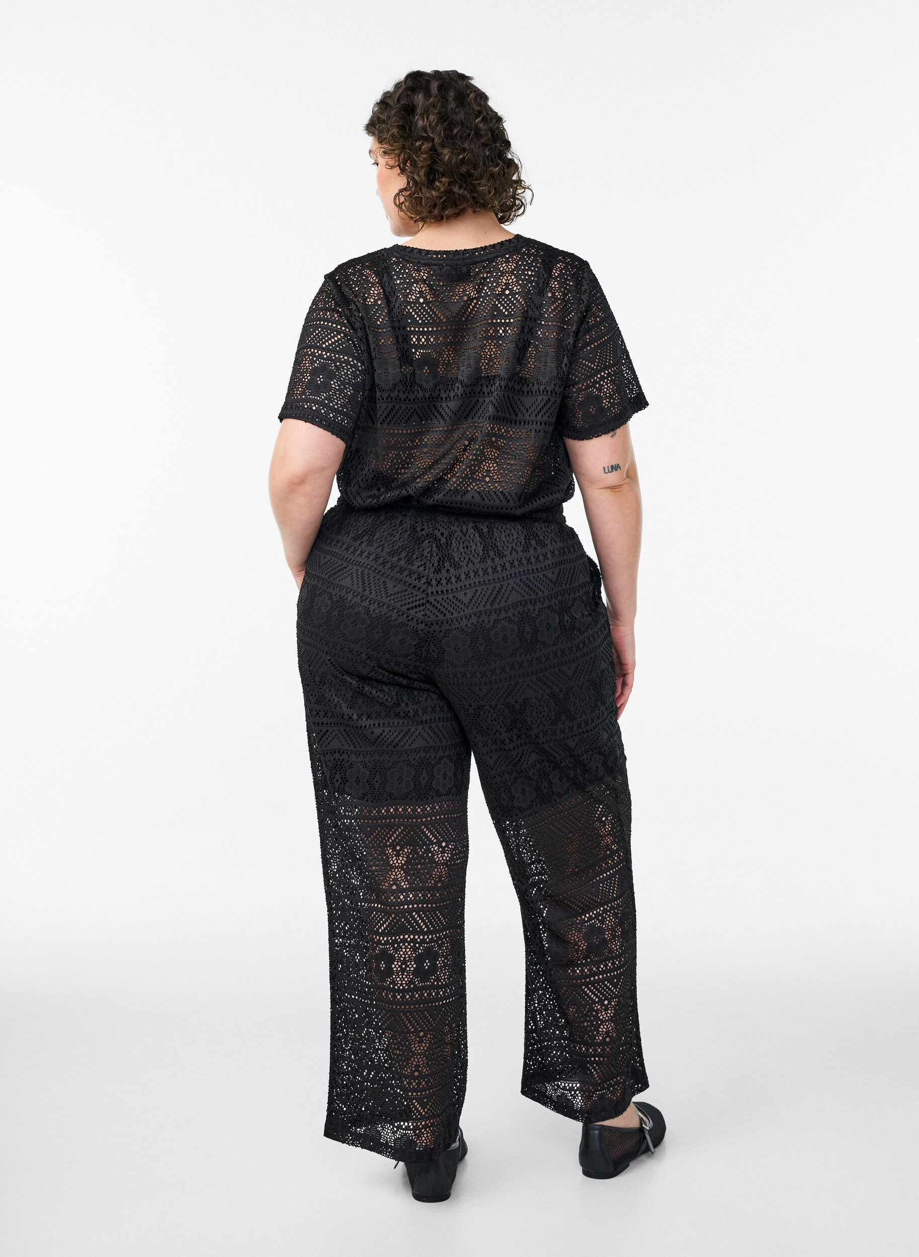 ZizzifashionEyelet lace trousers with straight legs, Black, Model image number 1