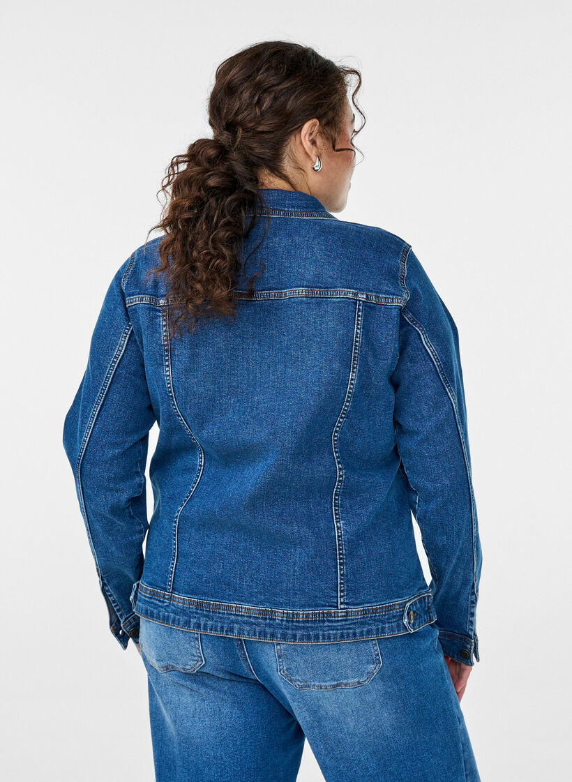 Denim jacket with a classic cut, Blue, Model image number 2