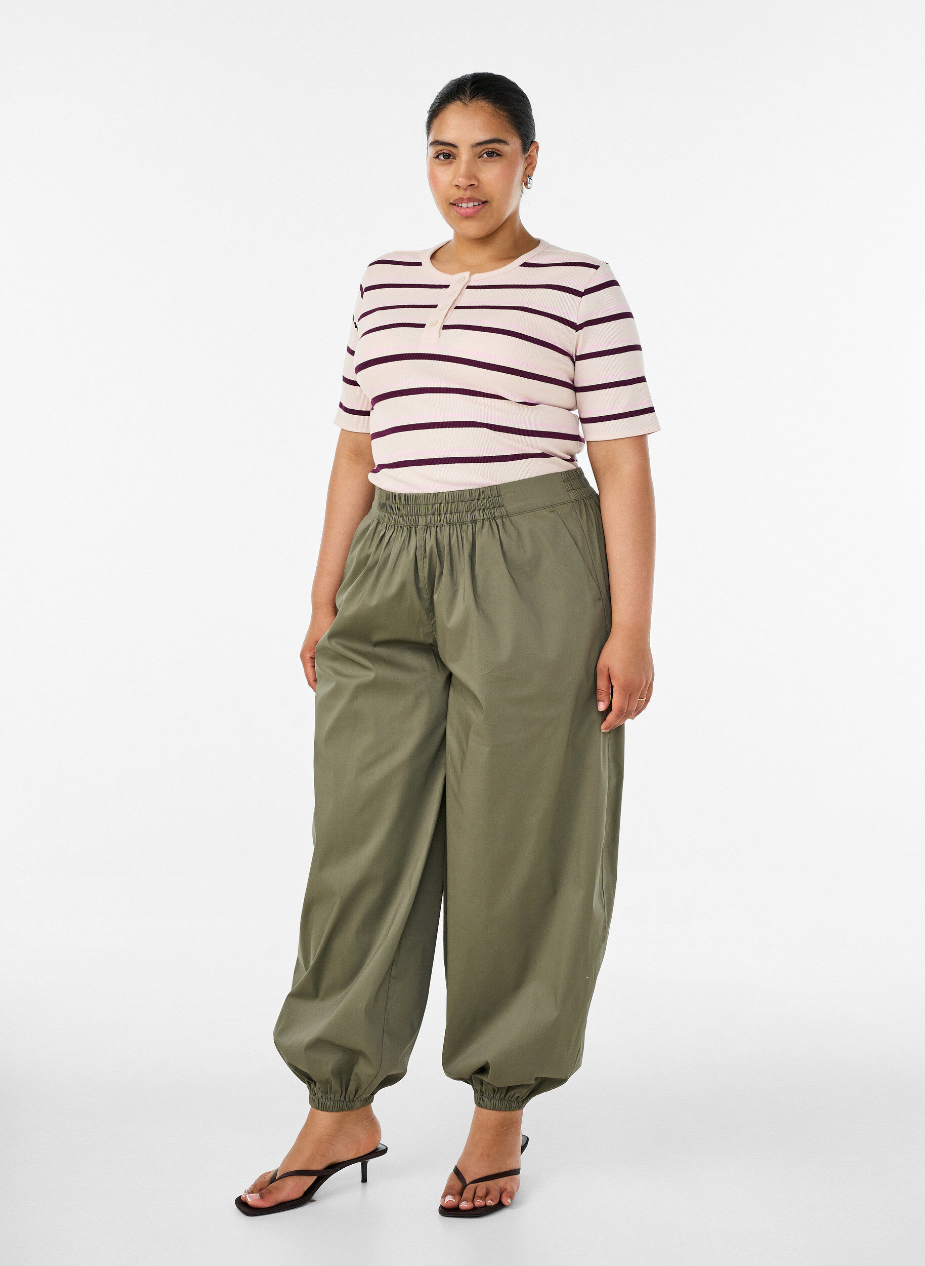 ZizzifashionBalloon trousers with pockets and an elasticated waistband, Green, Model image number 0