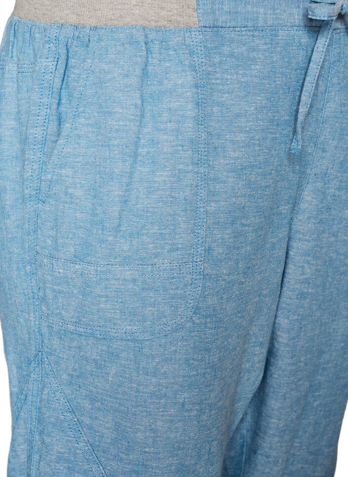 Cotton and linen Capri trousers with an elasticated waist and tie-string, Blue, Packshot image number 2