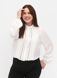 Viscose shirt blouse with ruffle collar, Bright White, Model