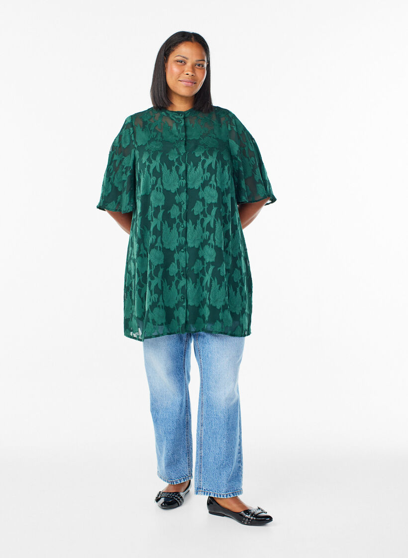 Short A-line dress with a floral print, Green, Model image number 1