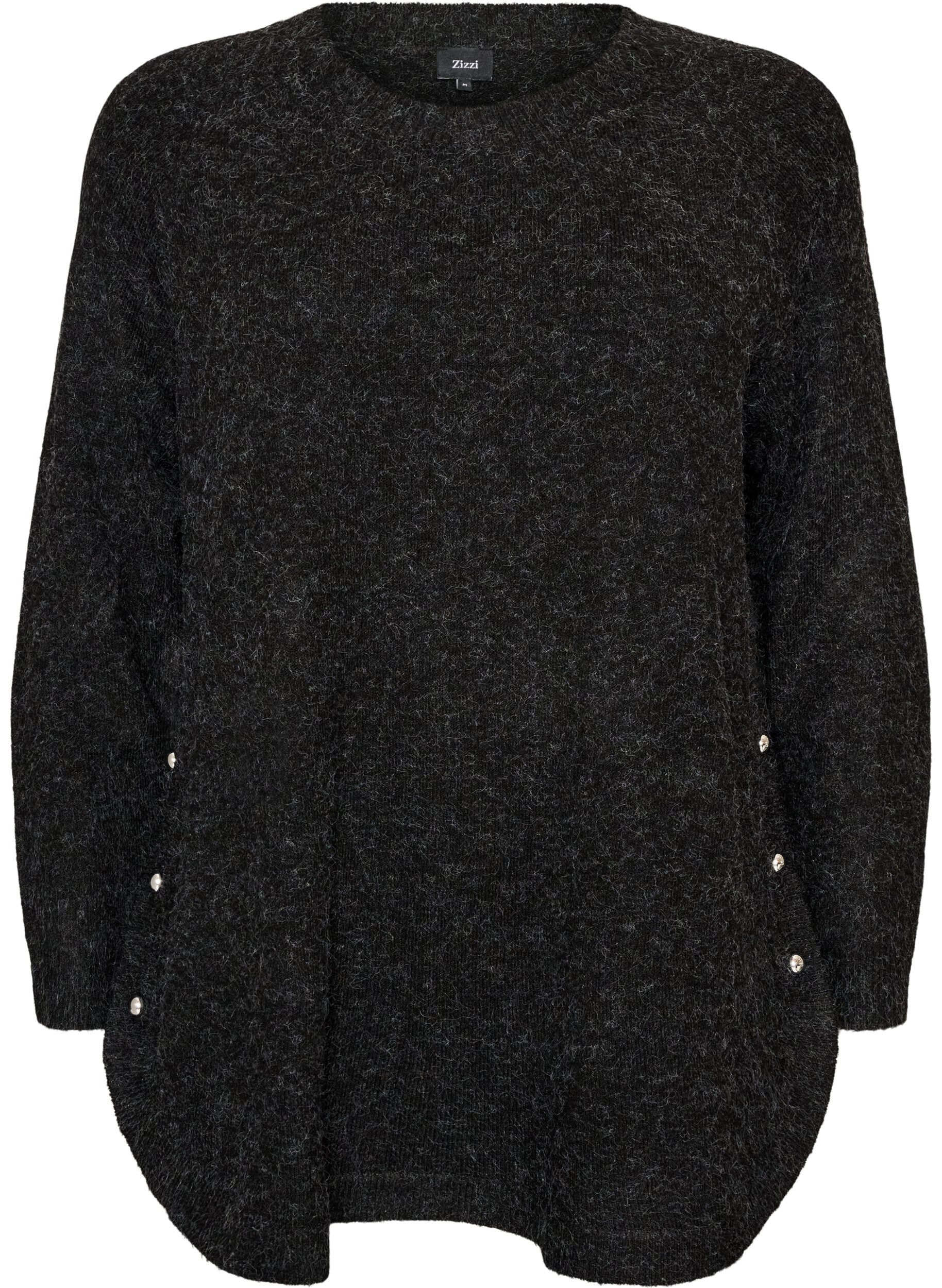 Long knitted blouse with ball buttons