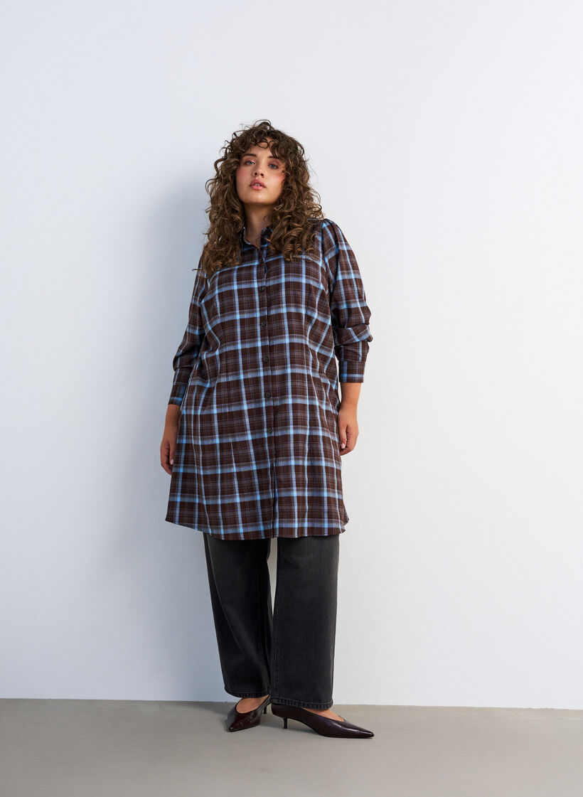 Knee-length shirt dress with a checked pattern, Brown, Model image number 3