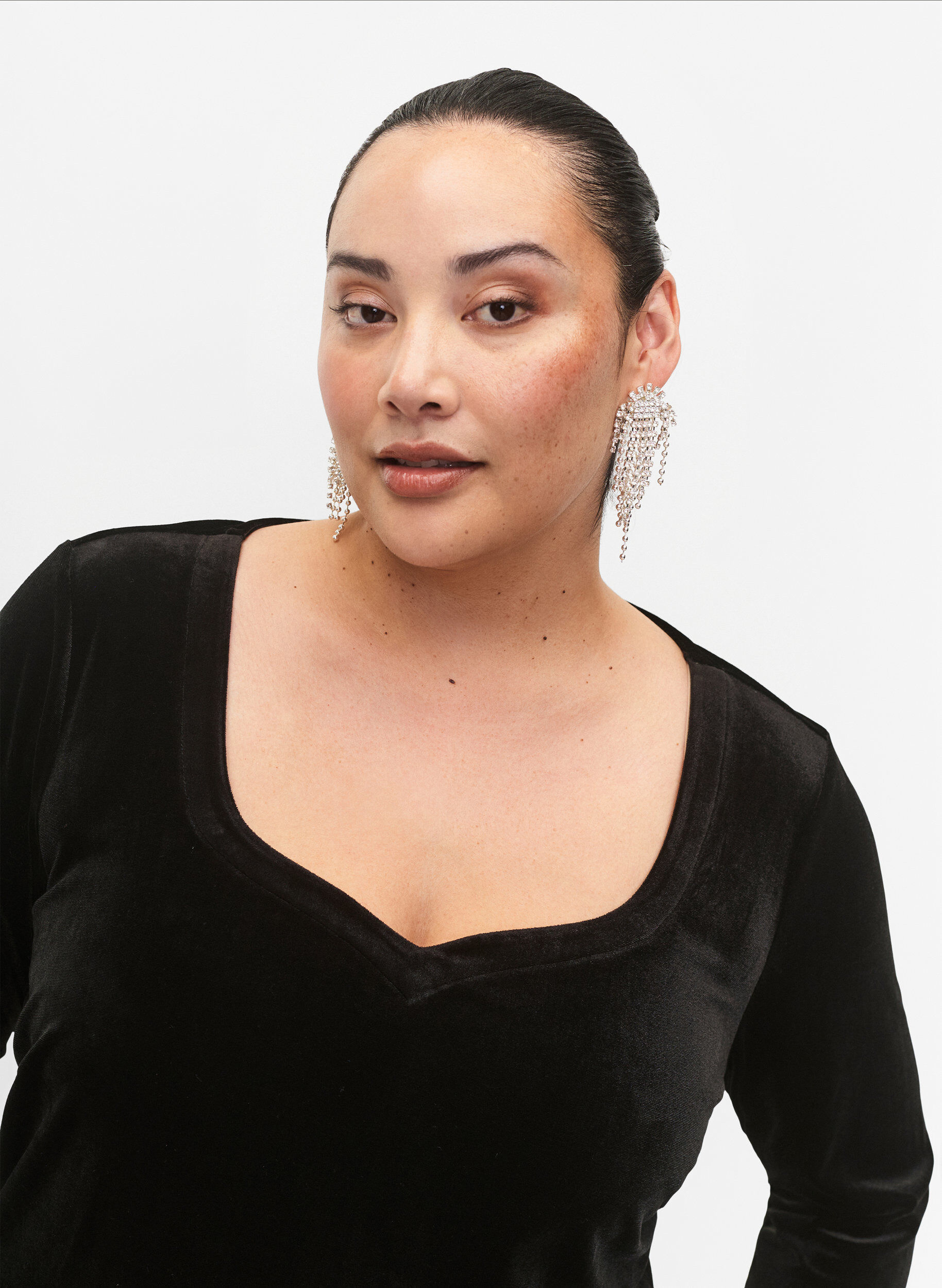 Zizzifashion Velour dress with long sleeves, Black, Model image number 2