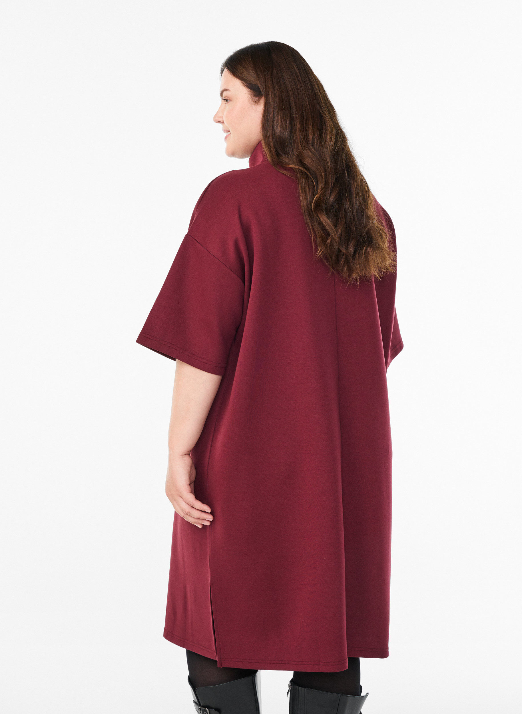 Zizzifashion Short sweatshirt dress with high collar and zip, Dark Bordeaux, Model image number 2