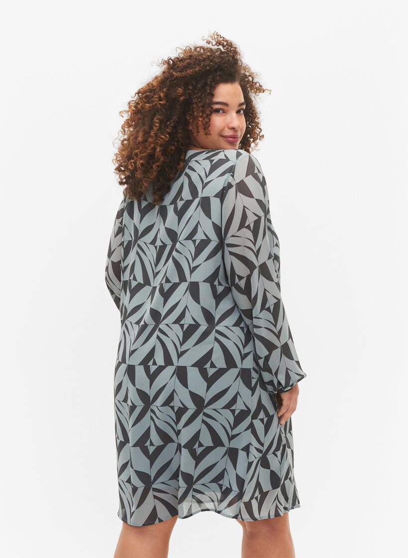 Long-sleeved dress with V-neck, Graphic Leaf, Model image number 1