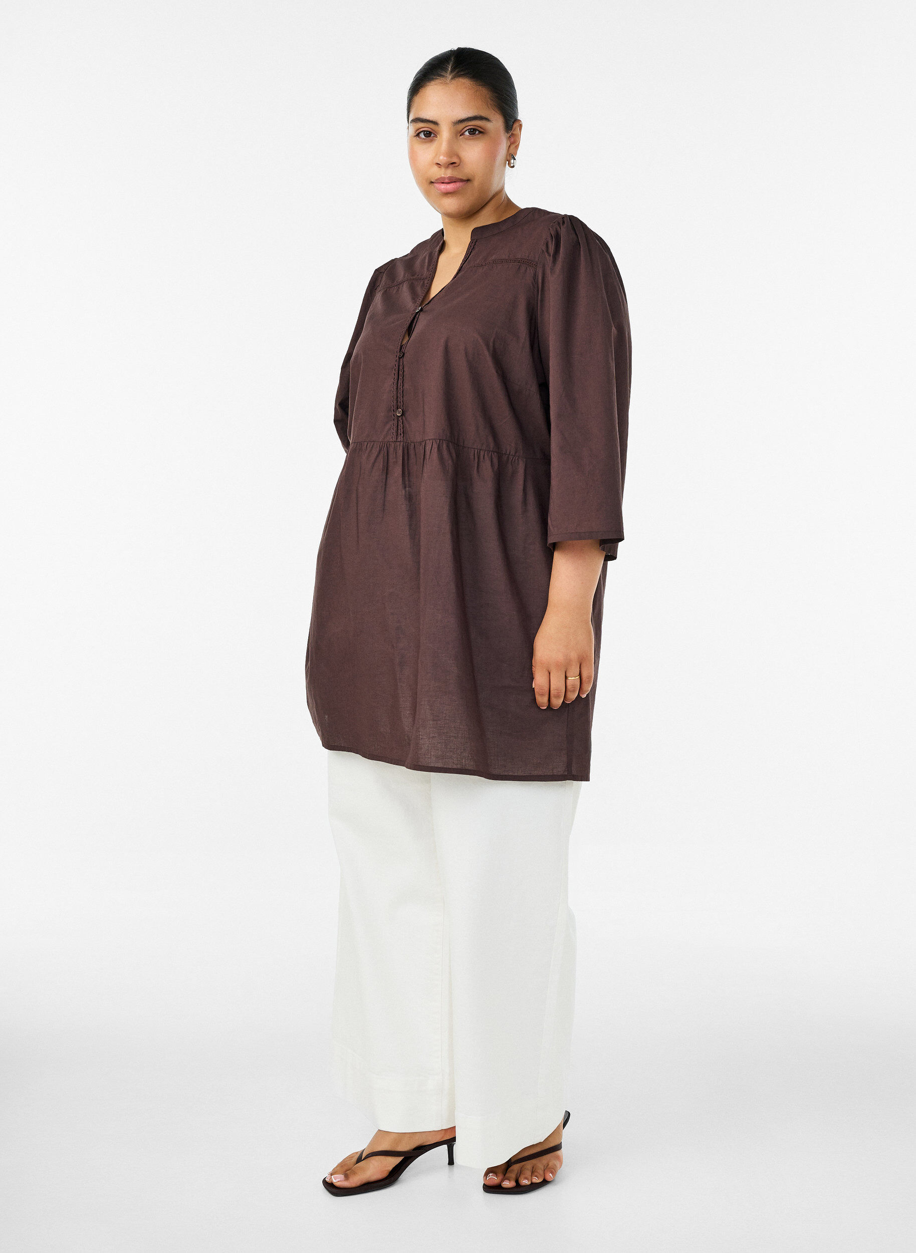 ZizzifashionCotton tunic with a V-neck and crochet trim, Brown, Model image number 1