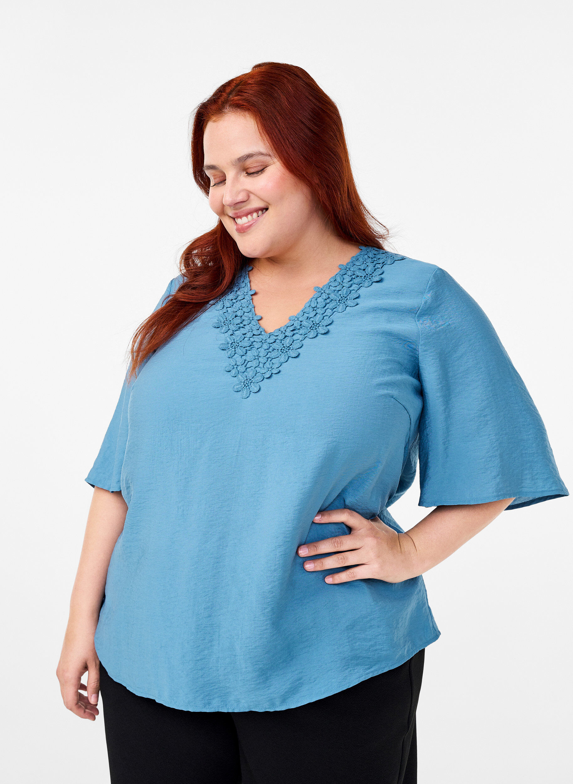 Zizzifashion Viscose blouse with v-neck and embroidery detail, Light Blue, Model image number 0
