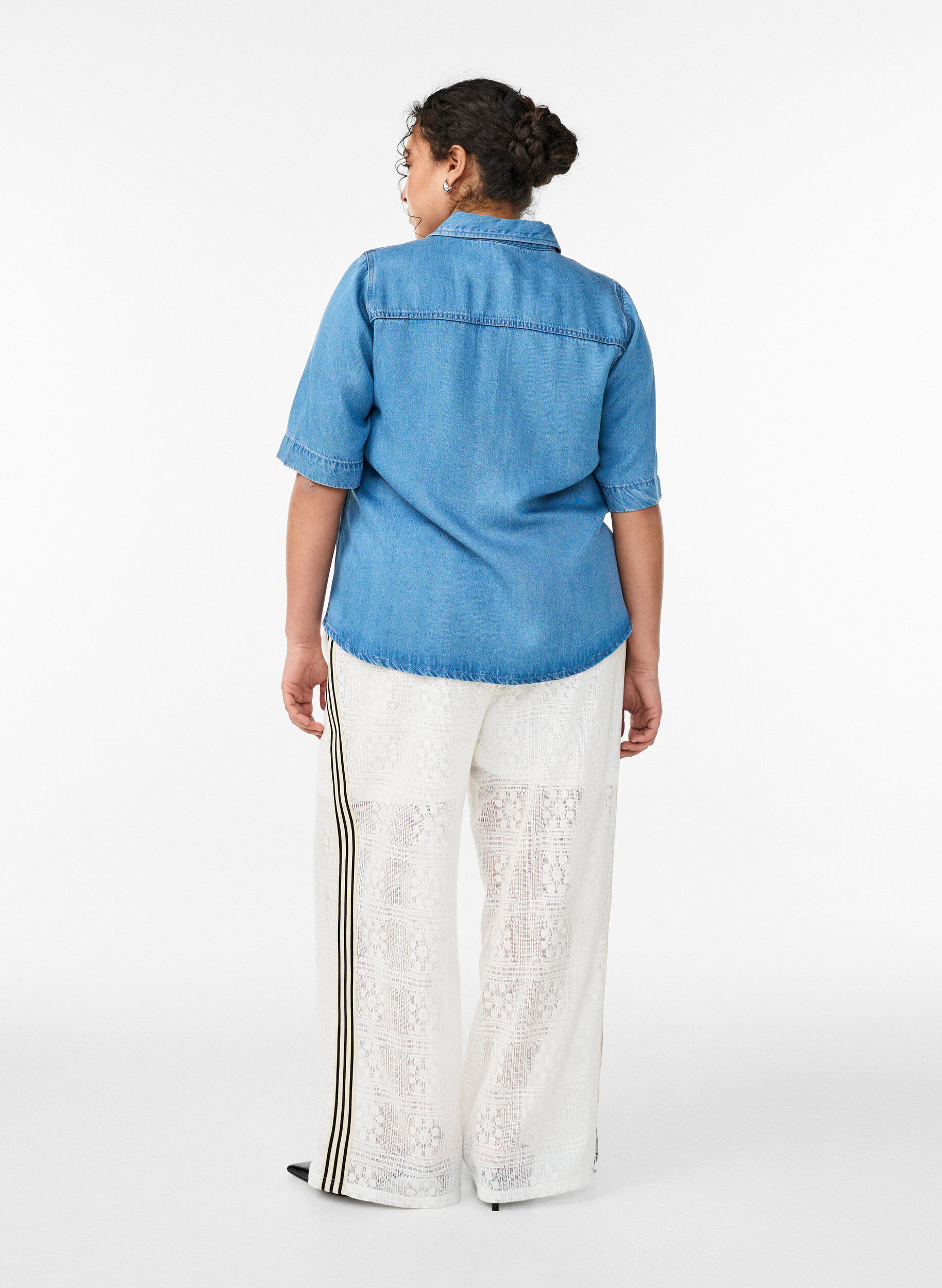 Zizzifashion Wide-leg lace trousers with contrast stripes, White, Model image number 2