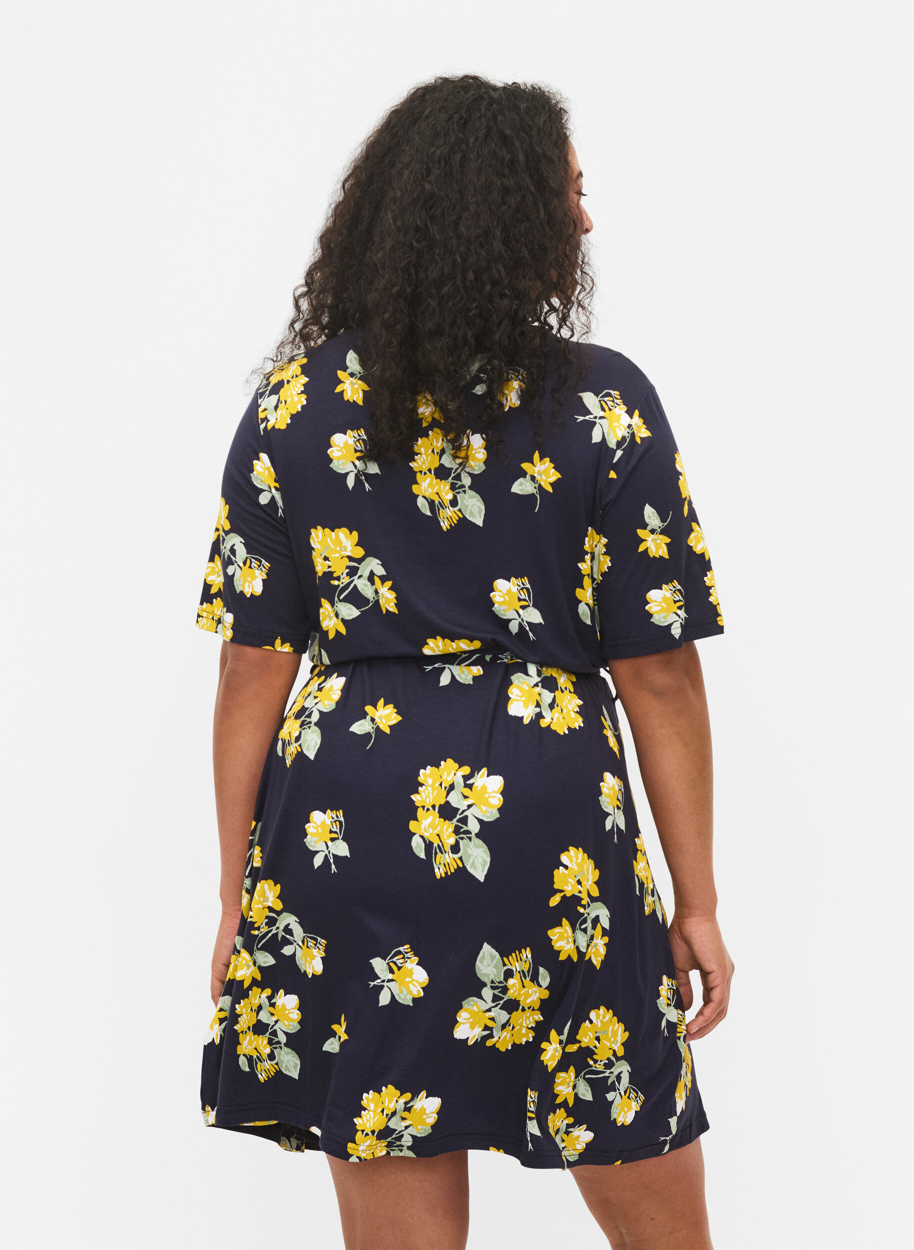 Zizzifashion Wrap dress in viscose with short sleeves, Night Sky AOP Flower, Model image number 1