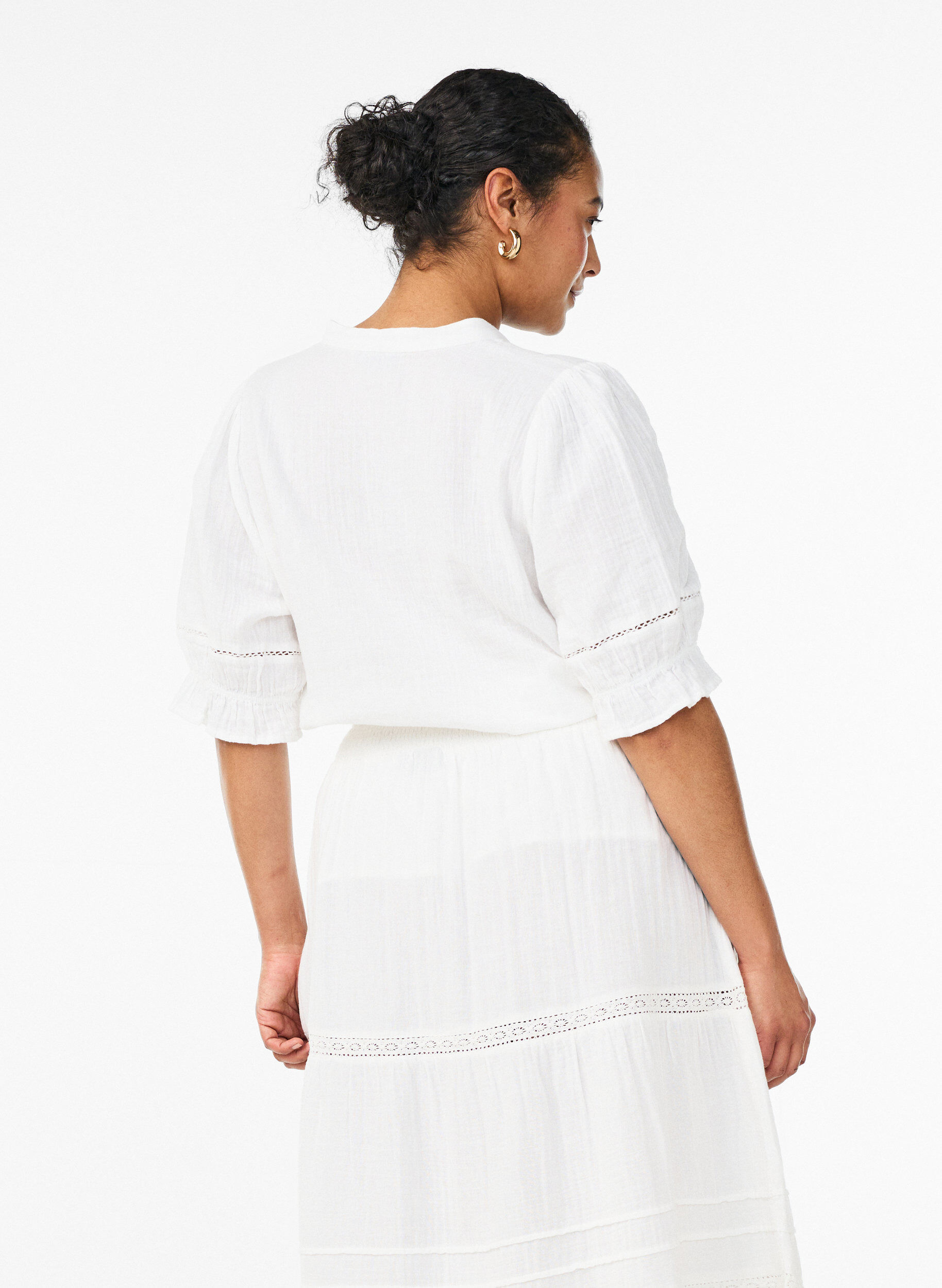 ZizzifashionShort-sleeved cotton muslin blouse with crochet trim, White, Model image number 1