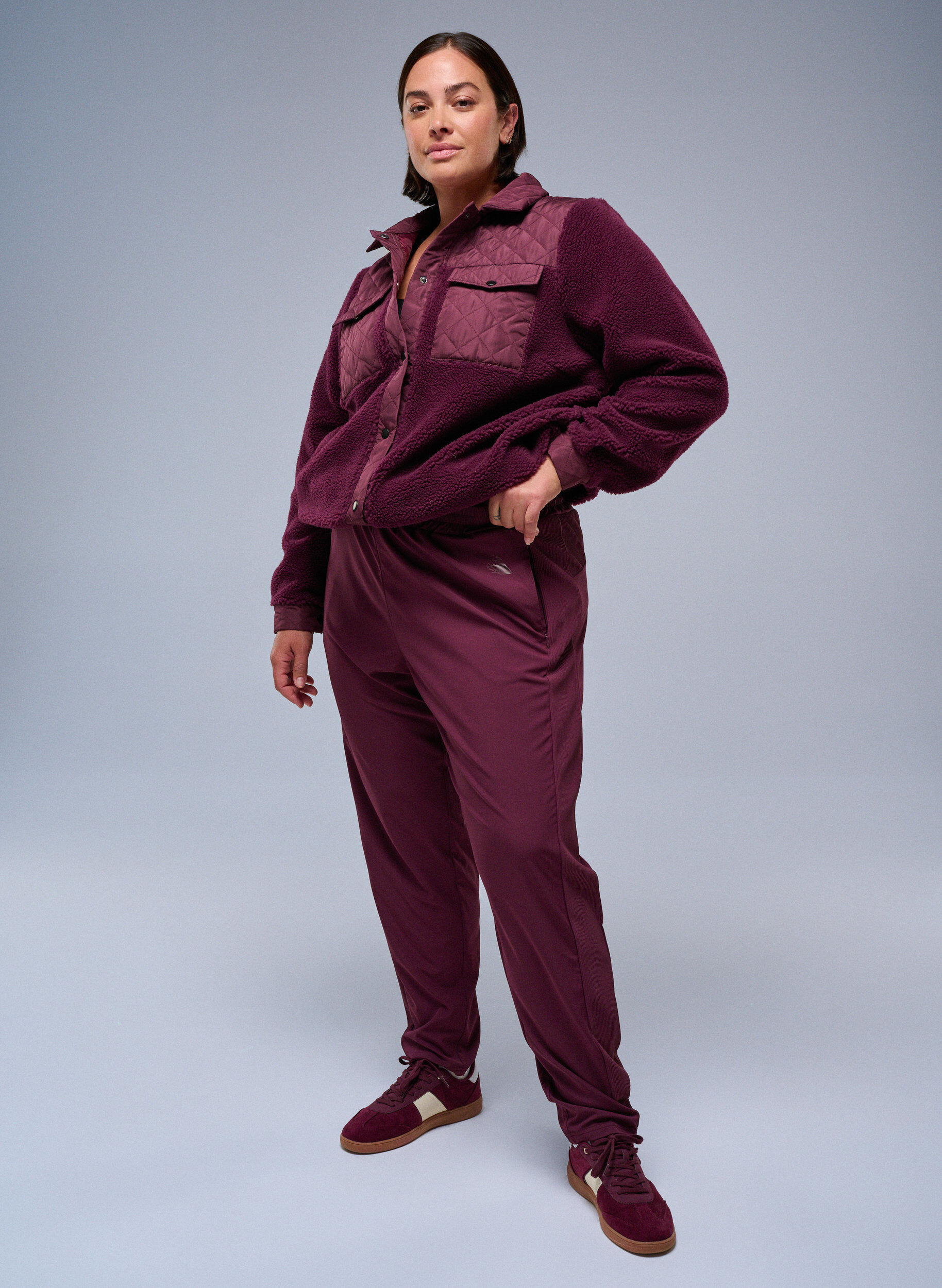 Lightweight training trousers with pockets