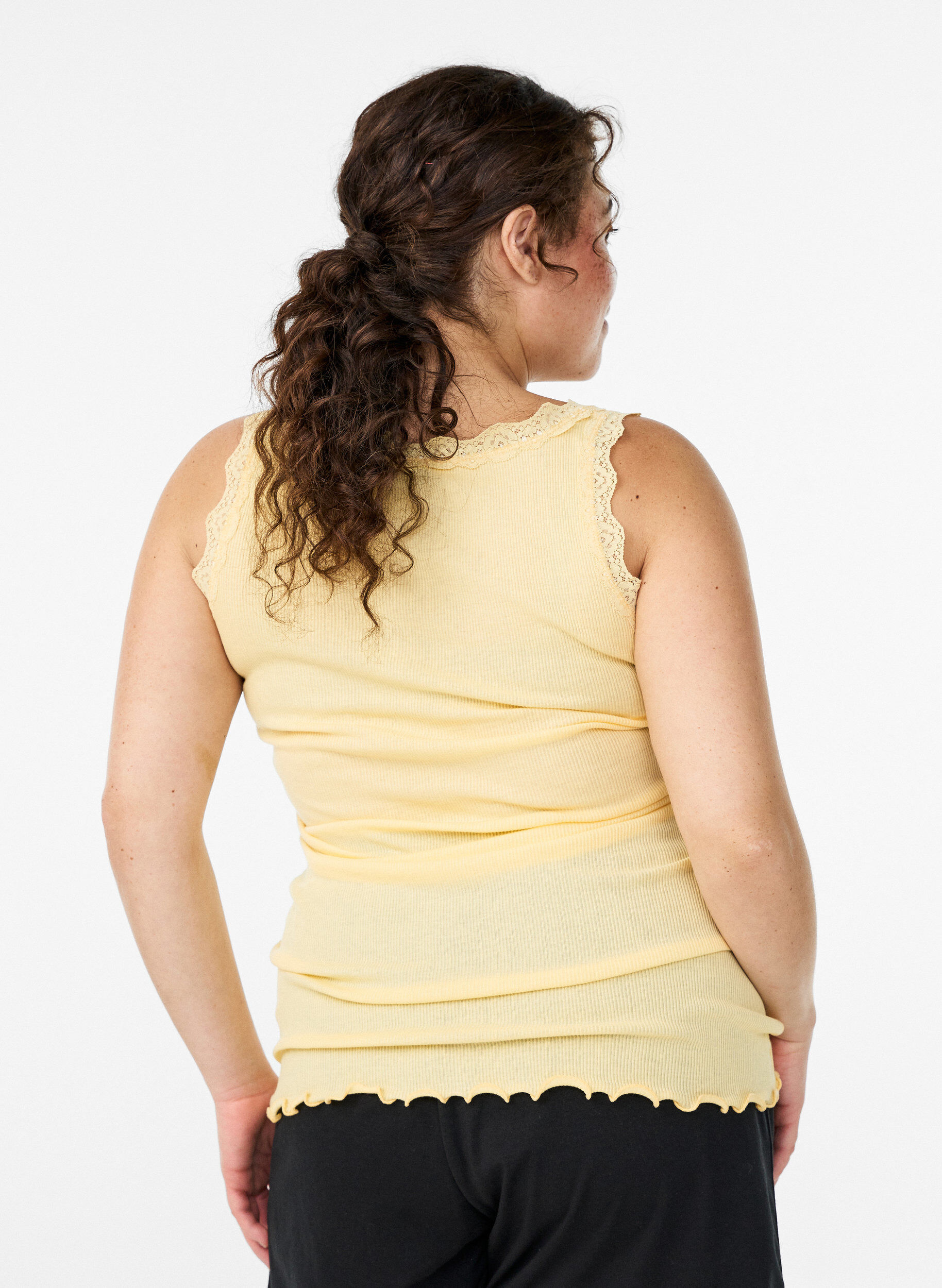 ZizzifashionTop with lace trim, Yellow, Model image number 2