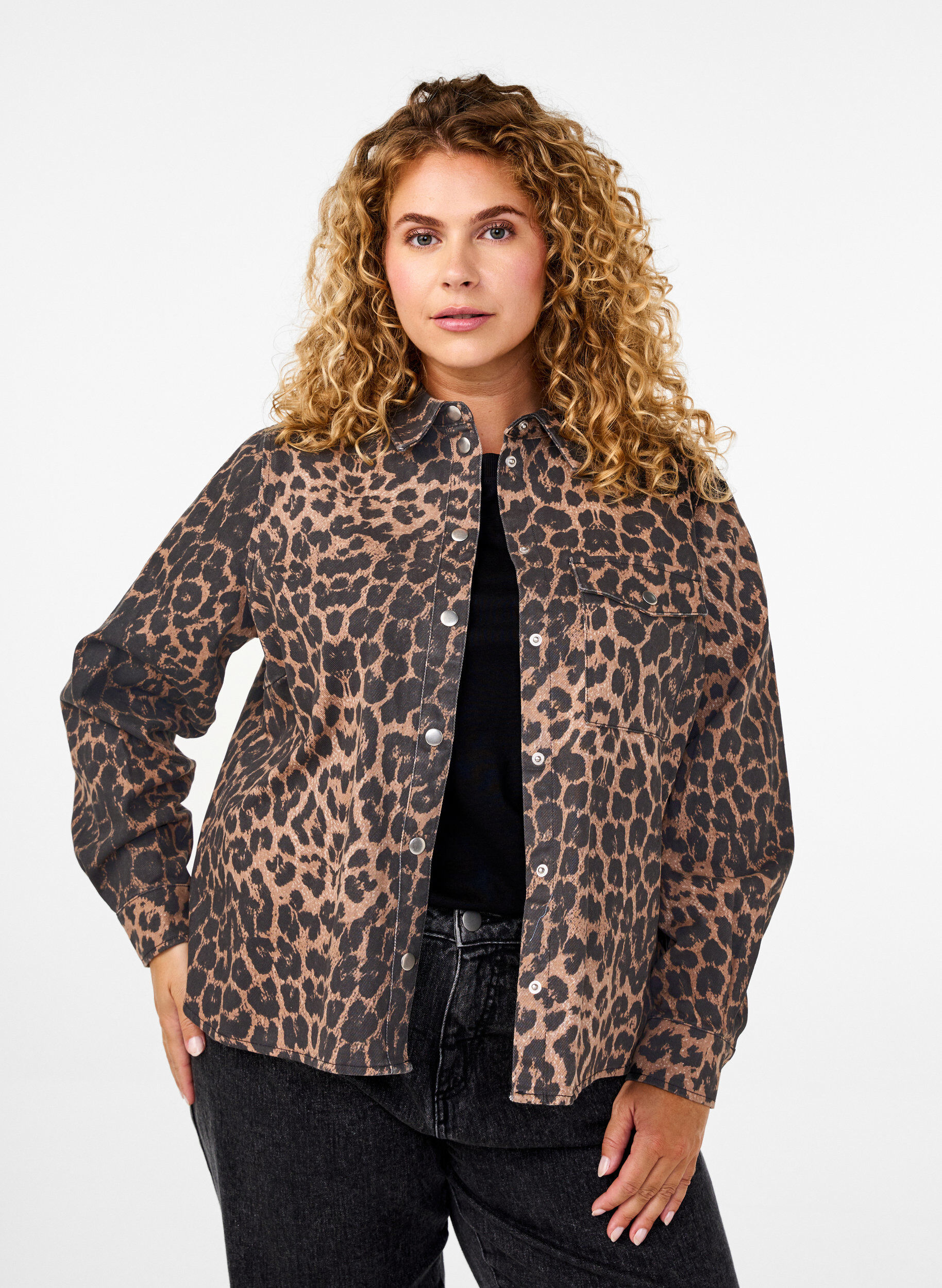 Zizzifashion Canvas jacket with leopard print, Leo AOP, Model image number 0