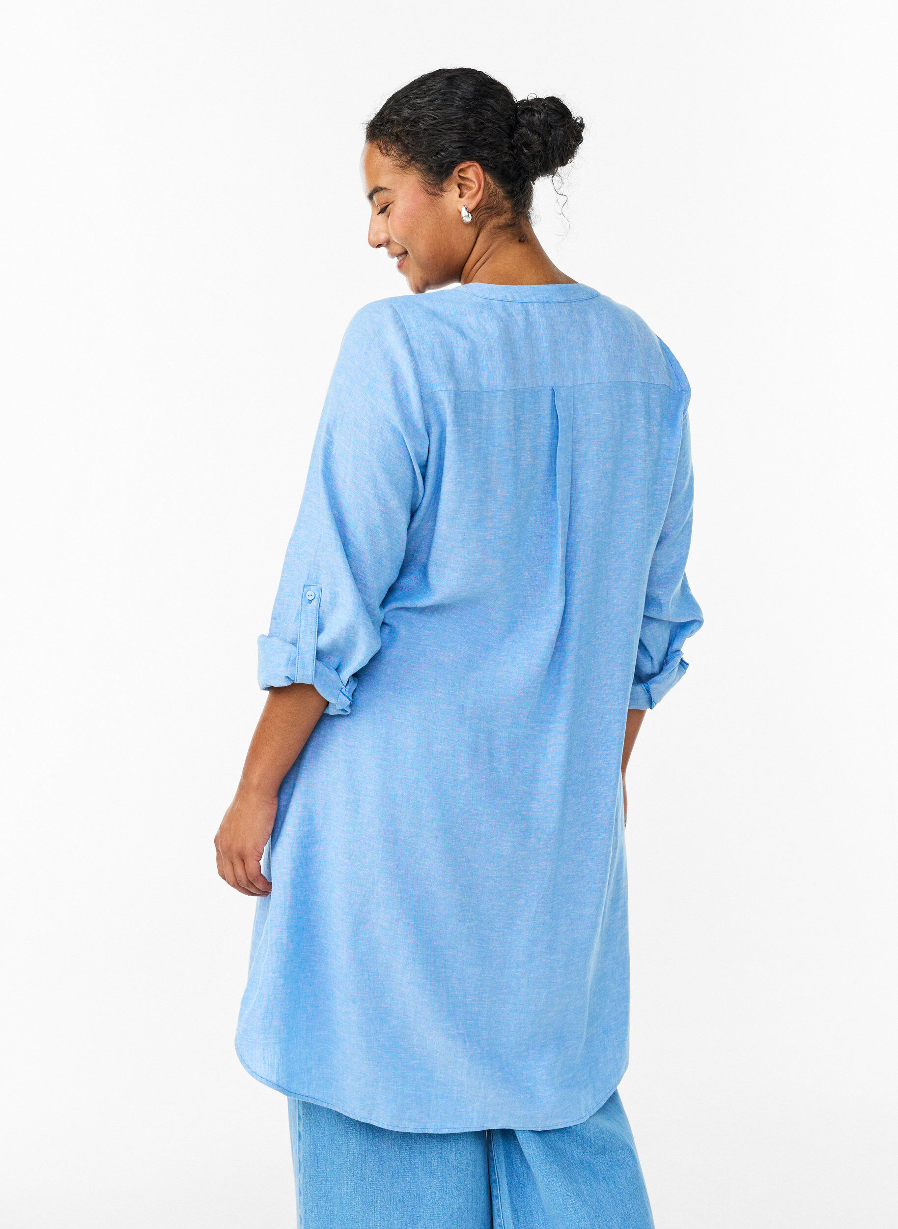 ZizzifashionLong shirt in linen and viscose, Blue, Model image number 2