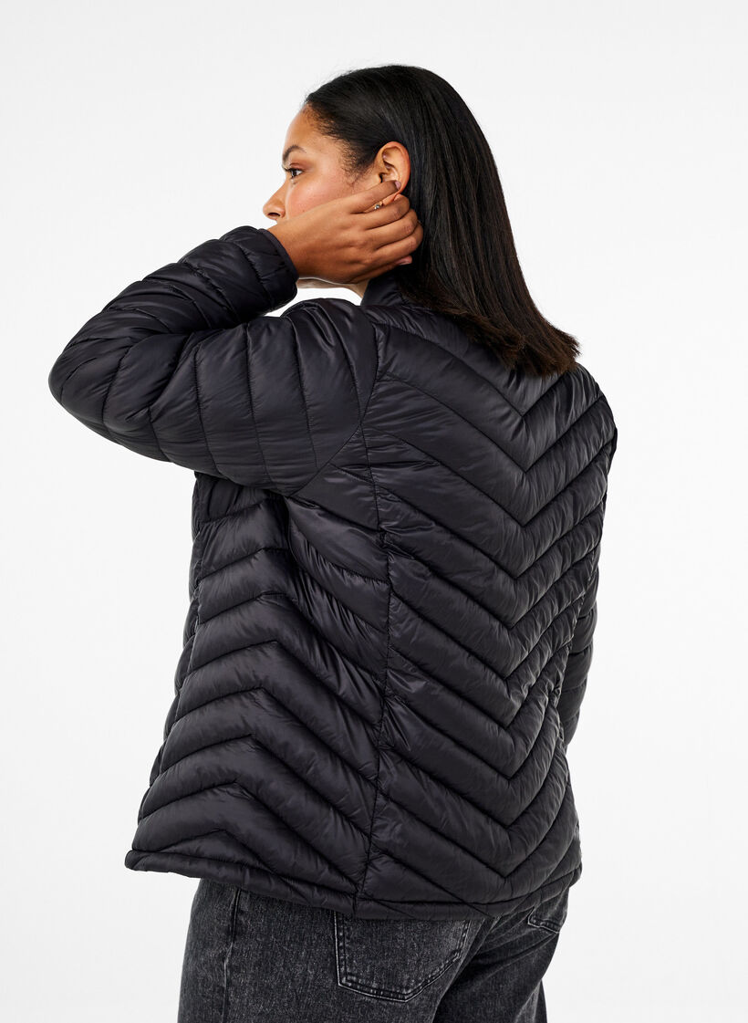 Lightweight jacket with pockets, Black, Model