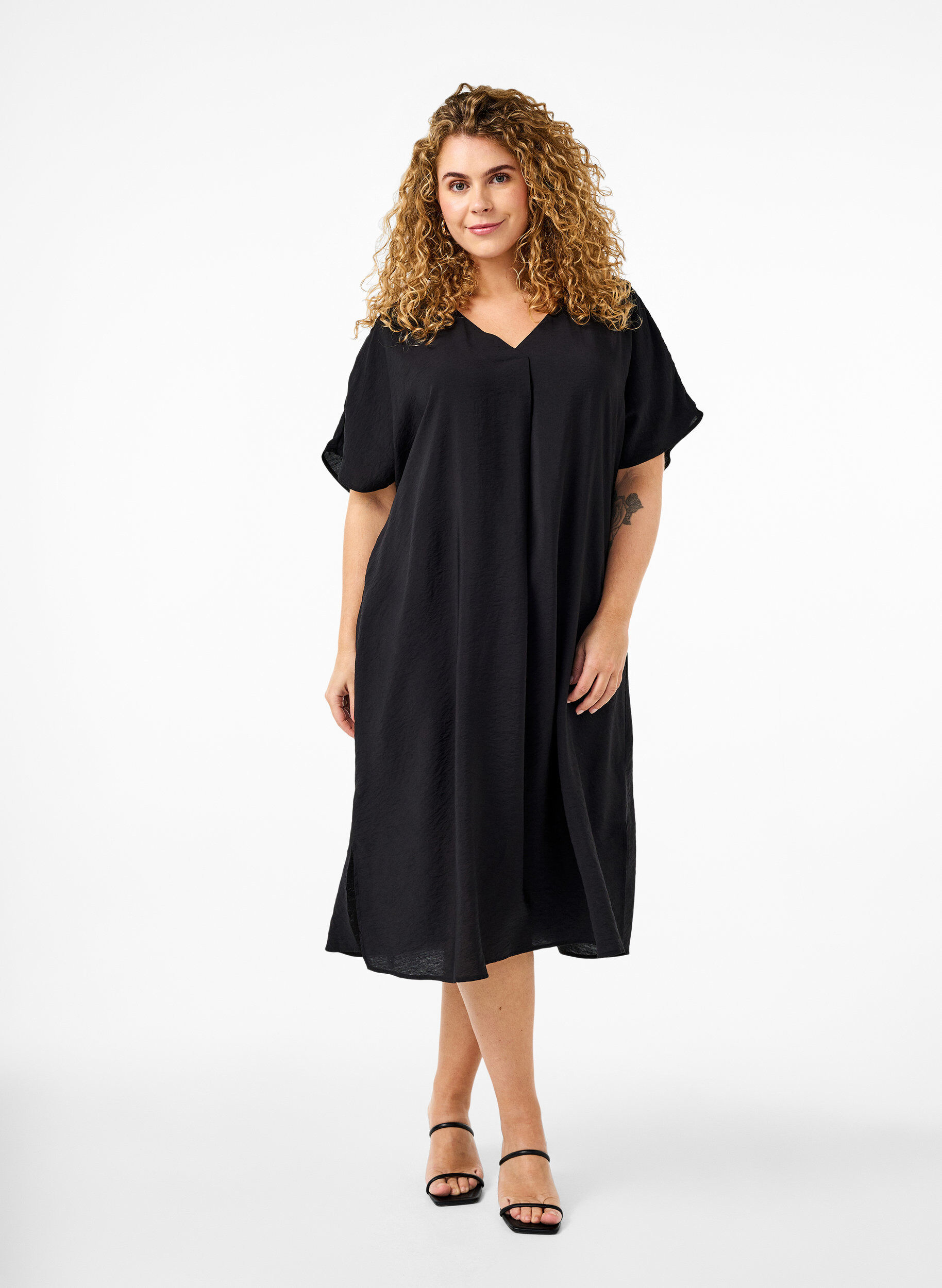 ZizzifashionV-neck dress in viscose, Black, Model image number 0