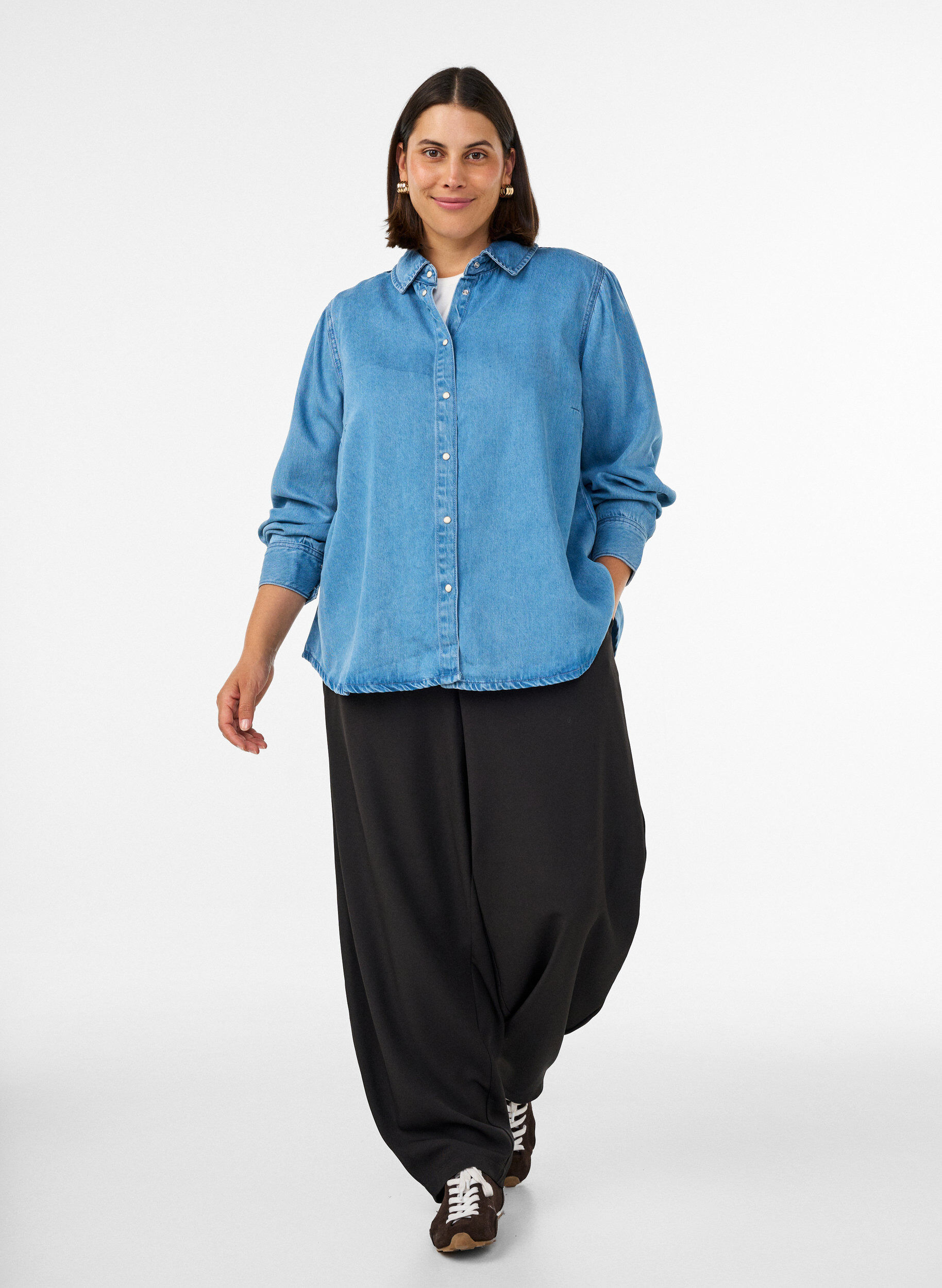 ZizzifashionDenim shirt in lyocell with press studs, Light Blue, Model image number 1