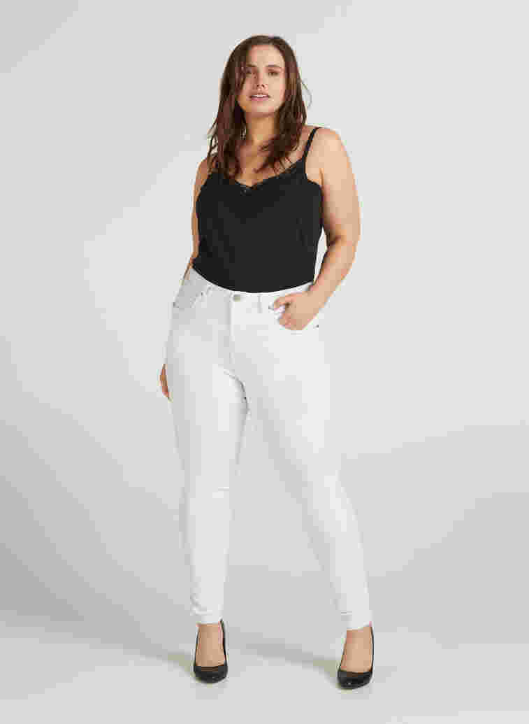 Super slim Amy jeans with high waist, Bright White, Model image number 4