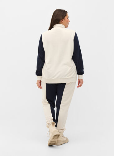 Colour-block sweatpants, Night Sky/Off White, Model image number 1