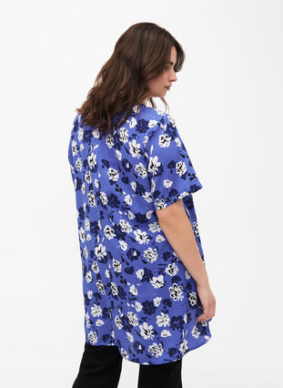 FLASH - Tunic with v neck and print, Amparo Blue Flower, Model image number 1