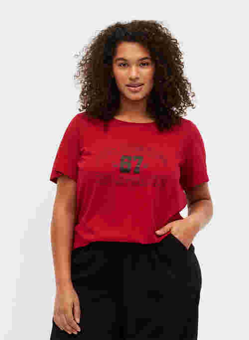 Cotton t-shirt with print on the front