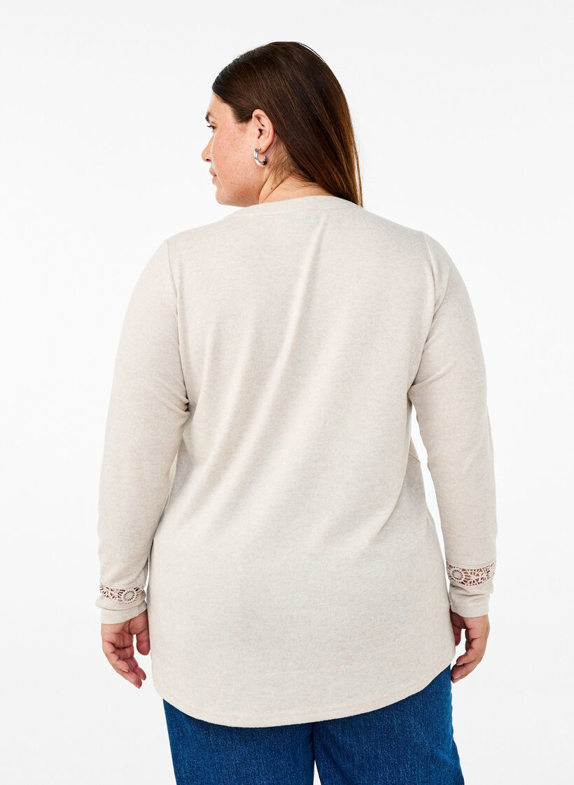 Blouse with embroidery details and long sleeves, Beige, Model image number 2