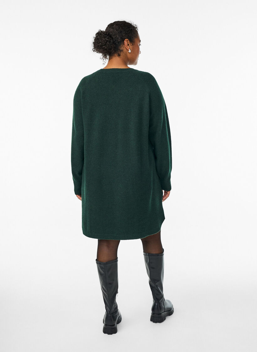Short knitted dress with a round neck, Green, Model image number 2
