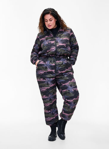 Thermo jumpsuit with camouflage print, Camou print, Model image number 0