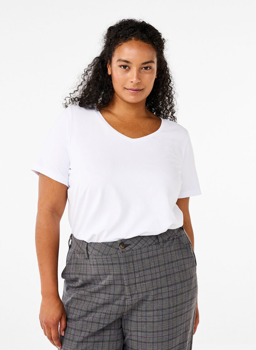 Basic plain cotton t-shirt, White, Model image number 0