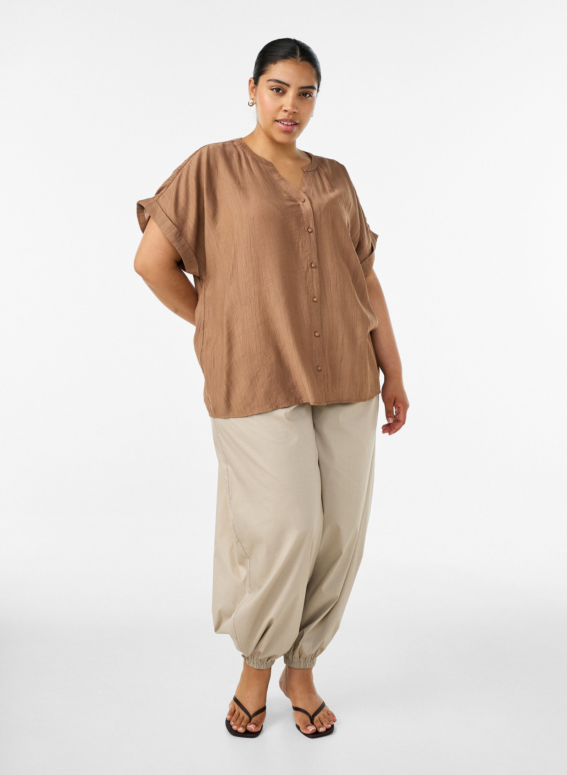 ZizzifashionViscose blouse with buttons and texture, Brown, Model image number 1
