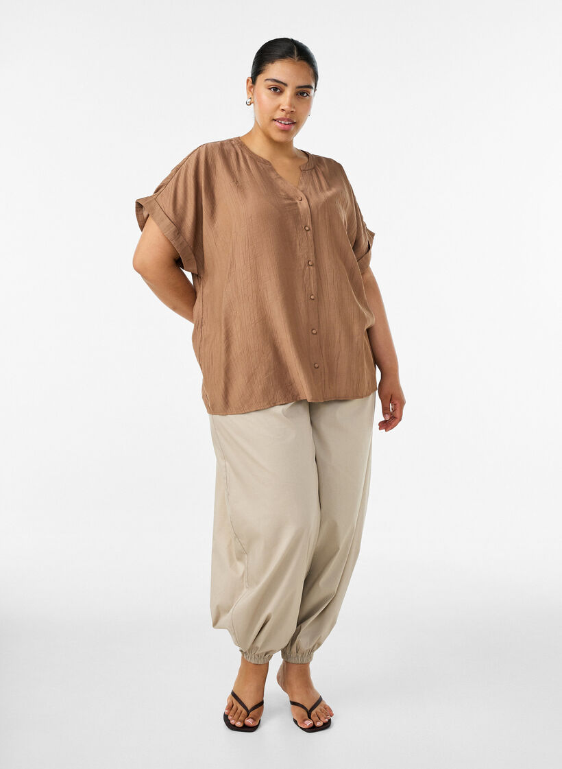 Viscose blouse with buttons and texture, Brown, Model image number 1