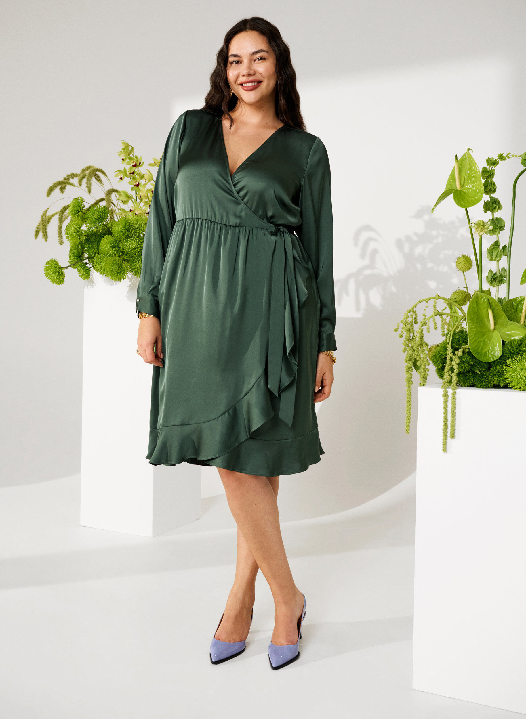 Zizzifashion Long sleeve satin wrap dress, Duck Green, Image image number 0