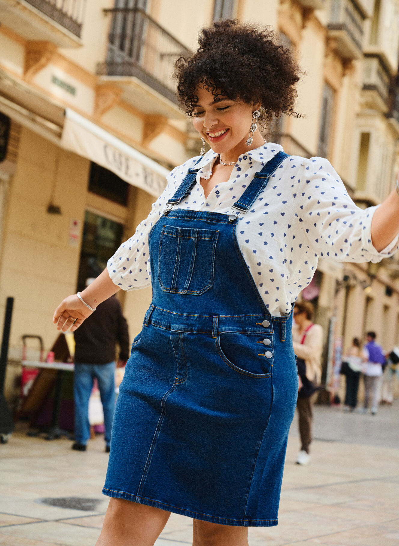 Overalls dress in denim - Blue - Sz. 40-64 - Zizzifashion Overalls dress in denim - Blue - Sz. 40-64 - Zizzifashion